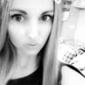 Meet your Posher, Hayley